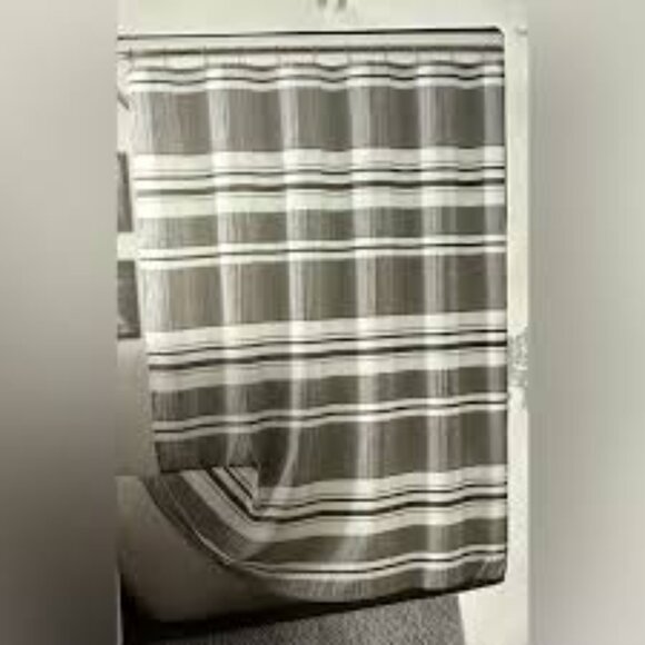 KARL LAGERFELD PARIS Stripe Shower Curtain Gray Crepe Stripes Fabric BRAND-NEW - Picture 11 of 11